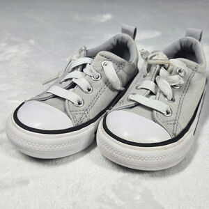 Converse Infant Youth US Size 5 Chuck Taylor Low Light Gray Sneaker Shoes